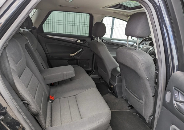 Ford Mondeo cena 27921 przebieg: 187000, rok produkcji 2011 z Zawiercie małe 154
